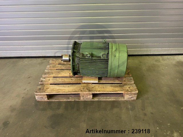 Siemens Drehstrommotor 45 kW / 1LG4 22-4AA61-Z / 6441389