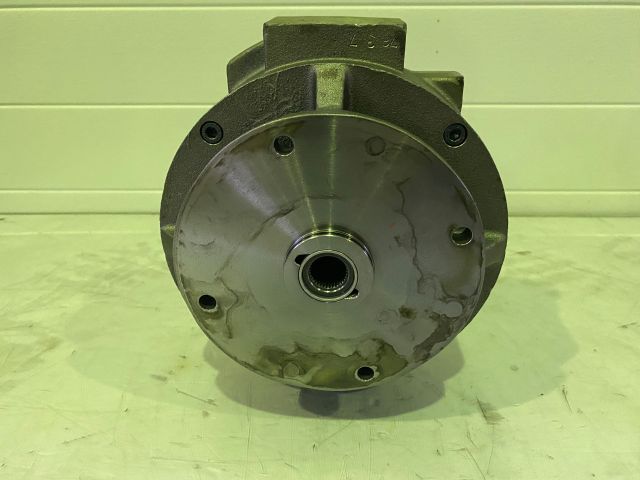 MOOG RPP30 fixed displacement pump 2 515 215 550