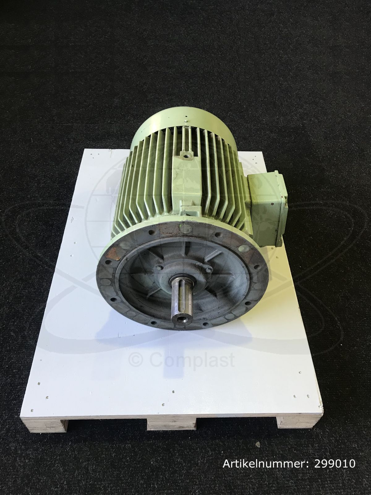 Schorch Drehstrommotor 30 kW,  B5 200 (L) / KA3200L-BB021-052 / neu gelagert