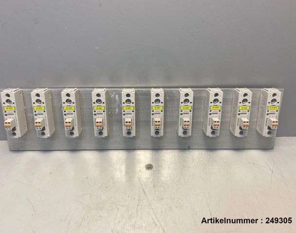 10x Siemens Sirius switch relay on aluminium plate / 0613168 / 3RF2150-1AG06-1KK0