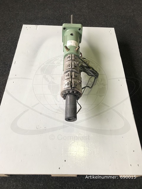 Ferromatik Milacron plasticising unit IU110, cylinder screw heating bands, Ø 18 mm bonded
