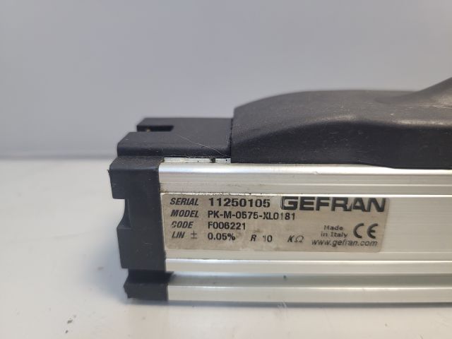 Gefran Wegaufnehmer PK-M-0575-XL0181 / F006221