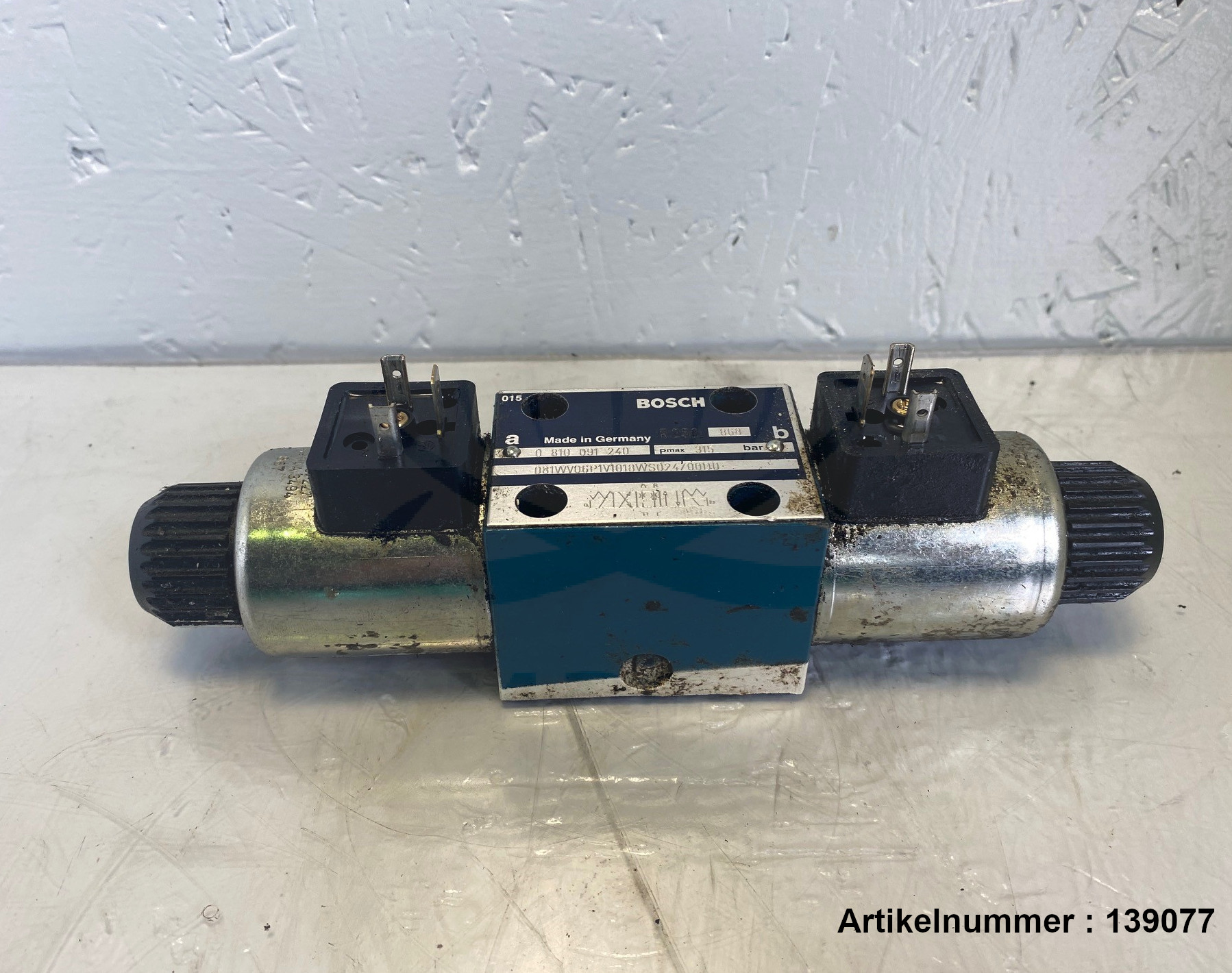BOSCH 4/3 directional control valve NG6 / 0 810 091 240
