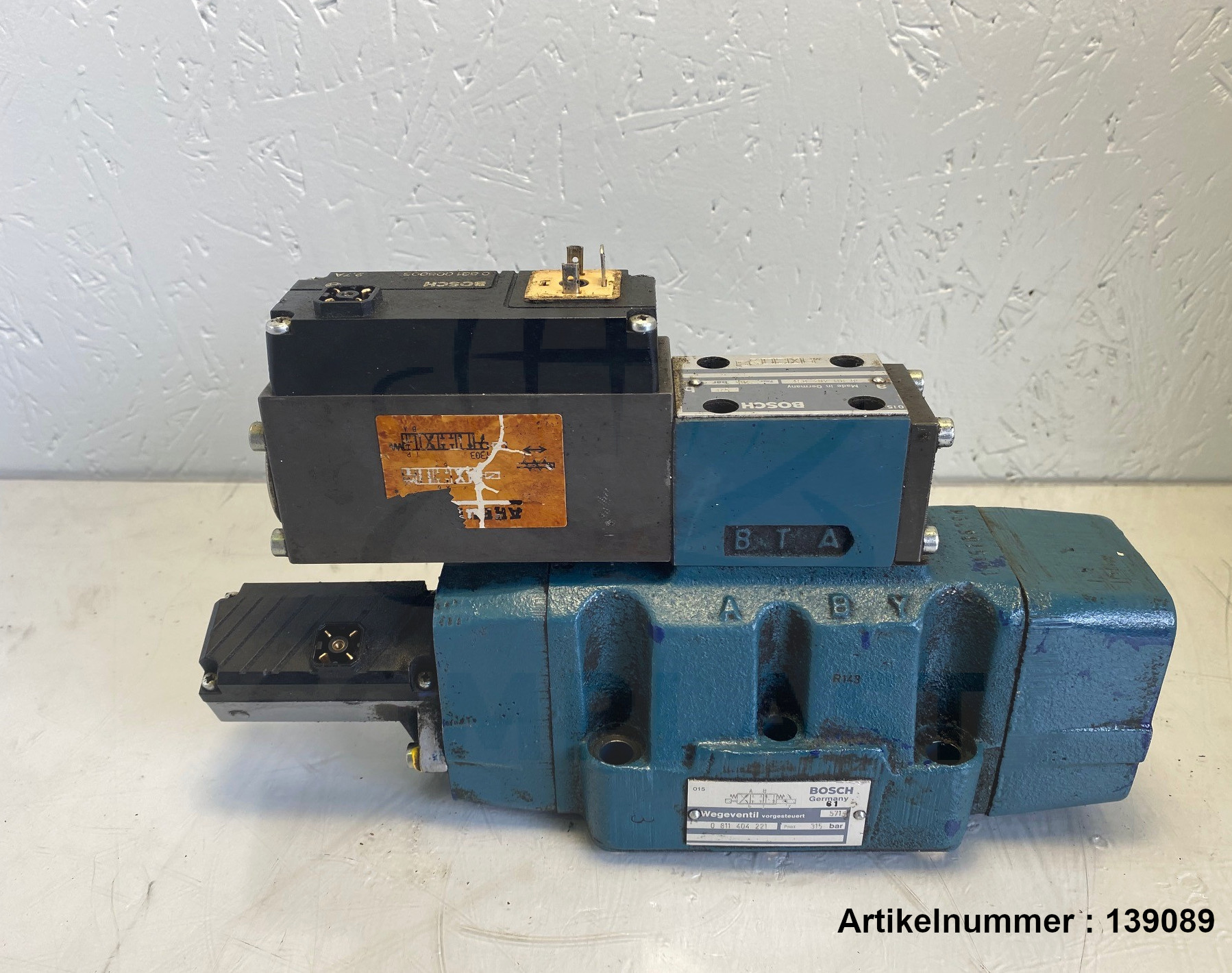BOSCH  pilot operated proportional valve / 0 811 404 221, 0 811 404 034, 0 831 006003