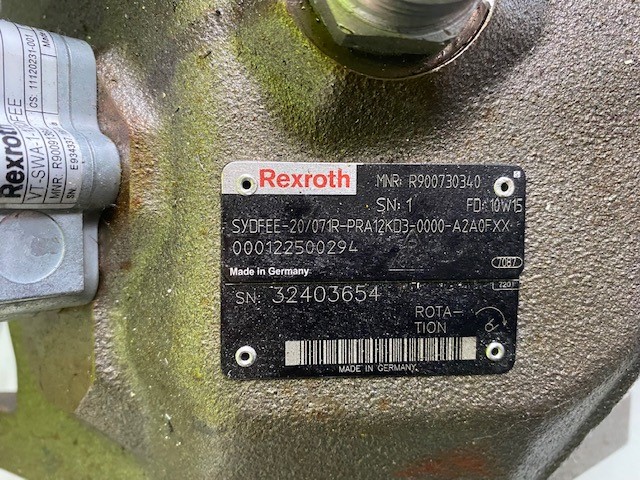 Rexroth Axialkolbenpumpe AKP71, R900730340 / 100SG572
