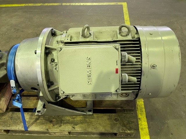 Siemens Drehstrommotor 75 kW 1LG4280-4AA61-Z 280S / 02201-3136 / UC 0603/001514702 IMB5