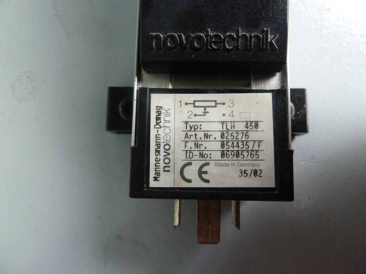 Novotechnik Wegaufnehmer TLH 450 / 06905765 / 025276