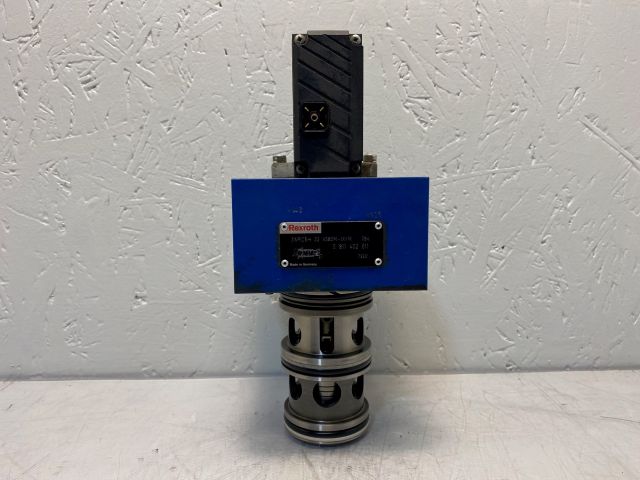 BOSCH 3-Wege-Regelventil 3/2, Blockeinbau NG32 / 0 811 402 611 / 10871237