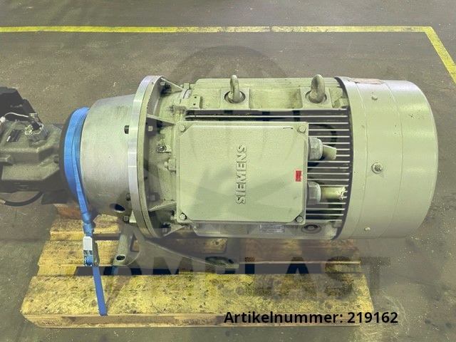 Siemens Drehstrommotor 75 kW, 1LG4280-4AA61-Z 280S / 02201-3136 / UC 0603/001111003 IMB5