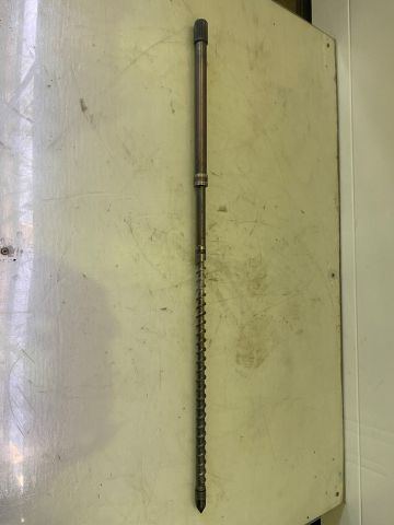 Ferromatik Milacron Plastifizierschnecke IU111, Ø 18 mm, inkl. RSP