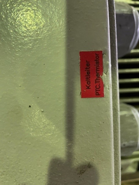 Siemens_Motor Siemens Drehstrommotor 75 kW 1LG4280-4AA61-Z 280S / 02201-3136 / UC 0603/001514702 IMB5