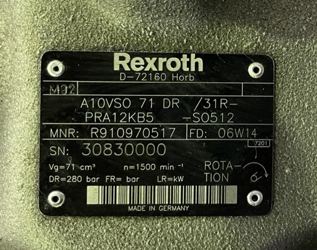 Engel 3-fach Pumpenkombi + Motor 75kW AKP140_AKP140_AKP71 / 00383-680-10-10-160 Engel 3-fach Pumpenkombi + Motor 75kW AKP140_AKP140_AKP71 / 00383-680-10-10-160