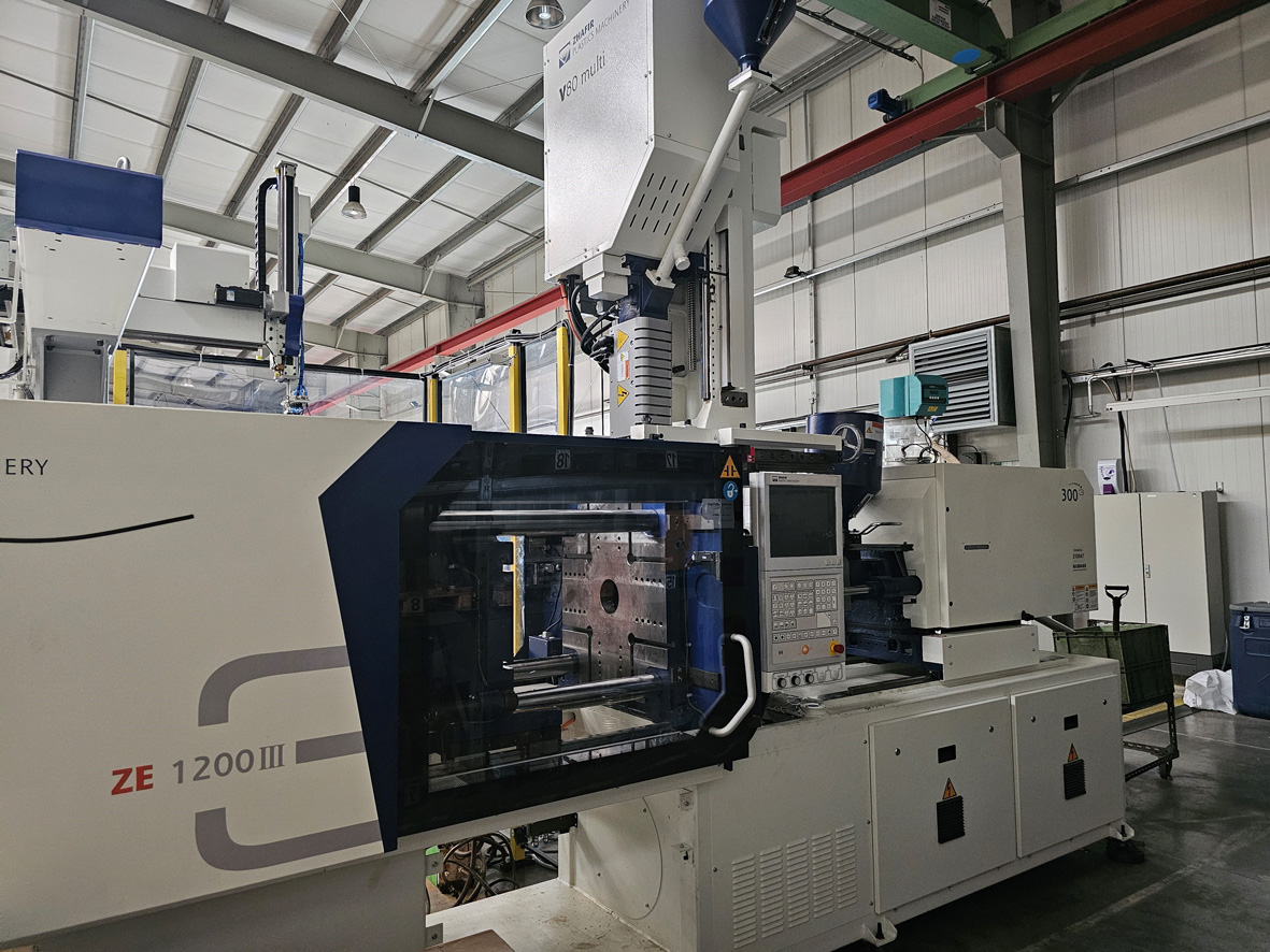 Haitian ZE 1200III-300-V80 + Hilectro XTD-1100ID, 2021