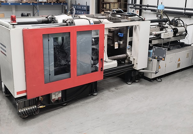 Ferromatik Milacron Maxima MM 650-3470, 2007