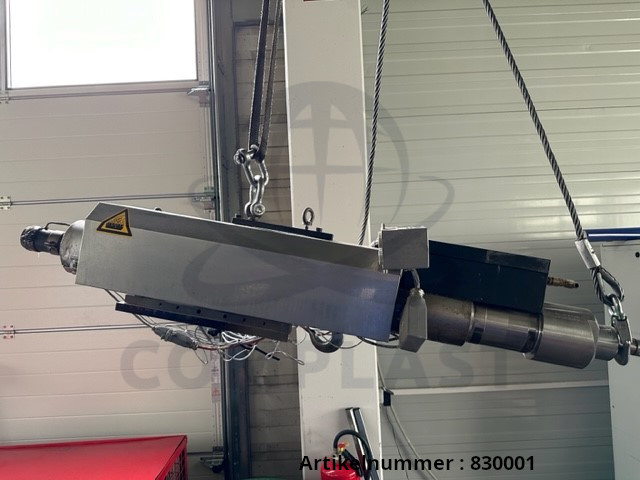 Ferromatk Milacron IU493 Ø 40 mm, armoured, with funnel piece and cooling