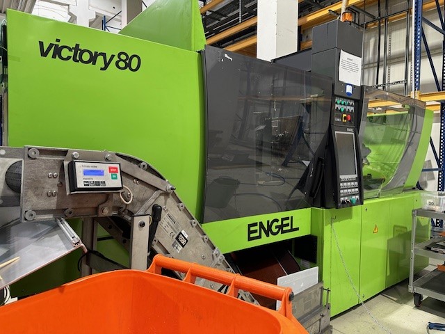 Engel VC 330/80 Tech, 2008
